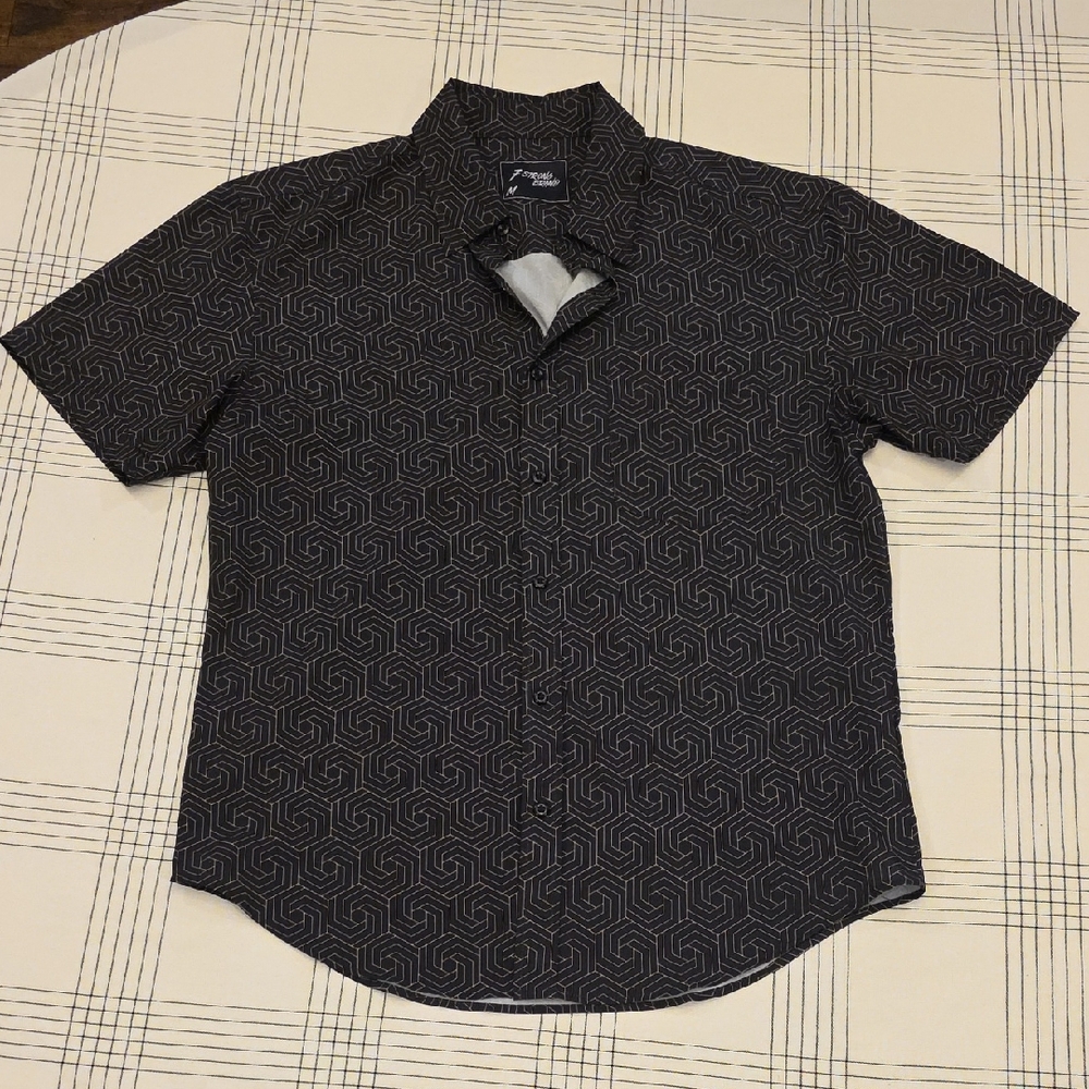 Stylish Black Patterned Button-Down Shirt For Men - image 1
